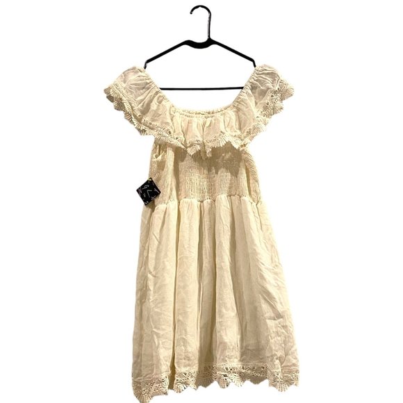 RAGA Dresses & Skirts - Nasty Gal Raga White Crochet Lace Cotton Off The Shoulder Dress with Embroided L